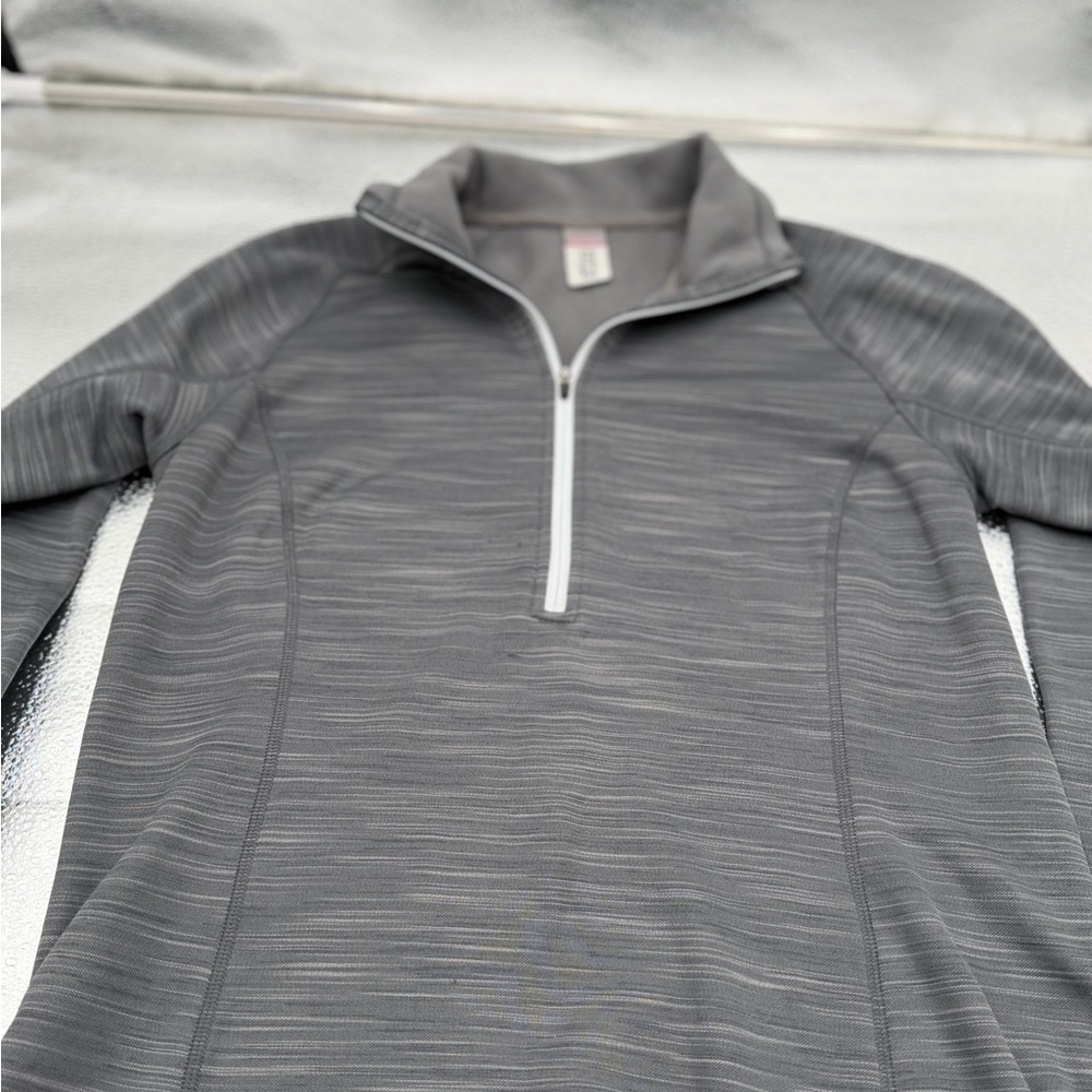 STIO Tori Gray 1/4 Zip Performance Pullover Women’s M